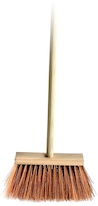 Koště venkovní zatloukané s holí PES 120 cm